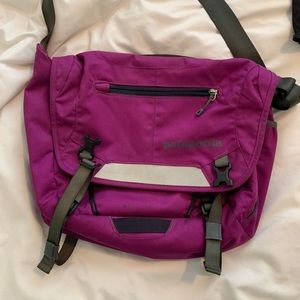 Patagonia cross-body bag